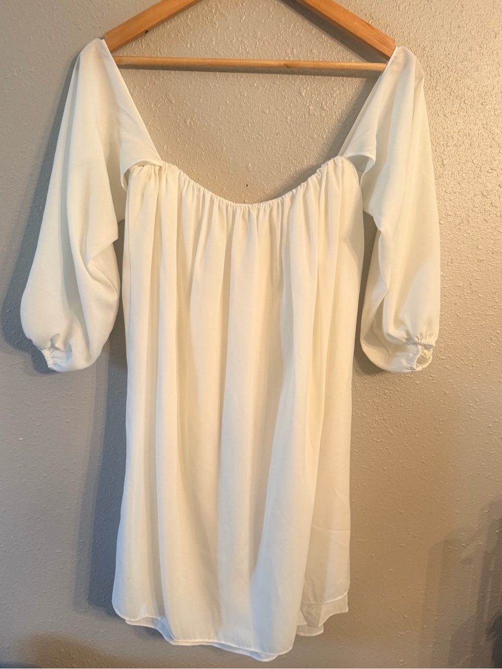 Misa Los Angeles Flowy Mini Dress XS Cream - Picture 2 of 9